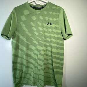 Under Armour Men's Green Pattern Tee